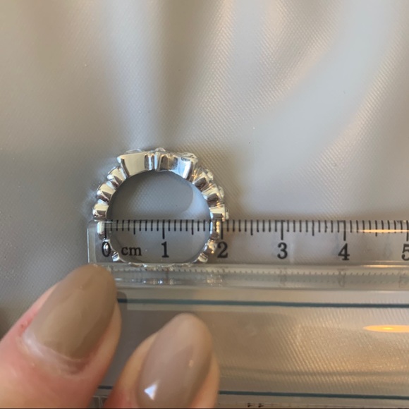 Swarovski bow ring - Picture 4 of 4